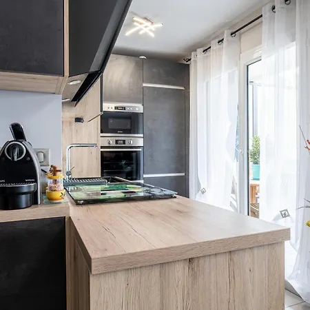 公寓 Black&brown : T2 Avec Terrasse Et Parking